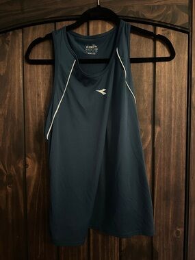 Diadora Women’s Dark Blue Tank with White Piping